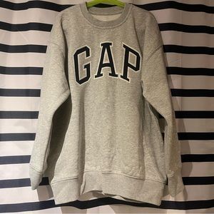 GAP sweatshirt